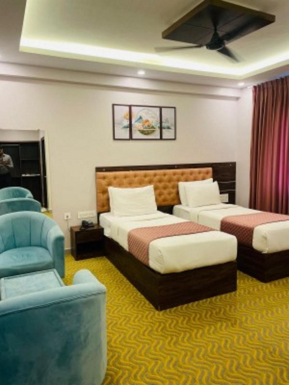 Vovo Hotels Yelahanka Kültér fotó