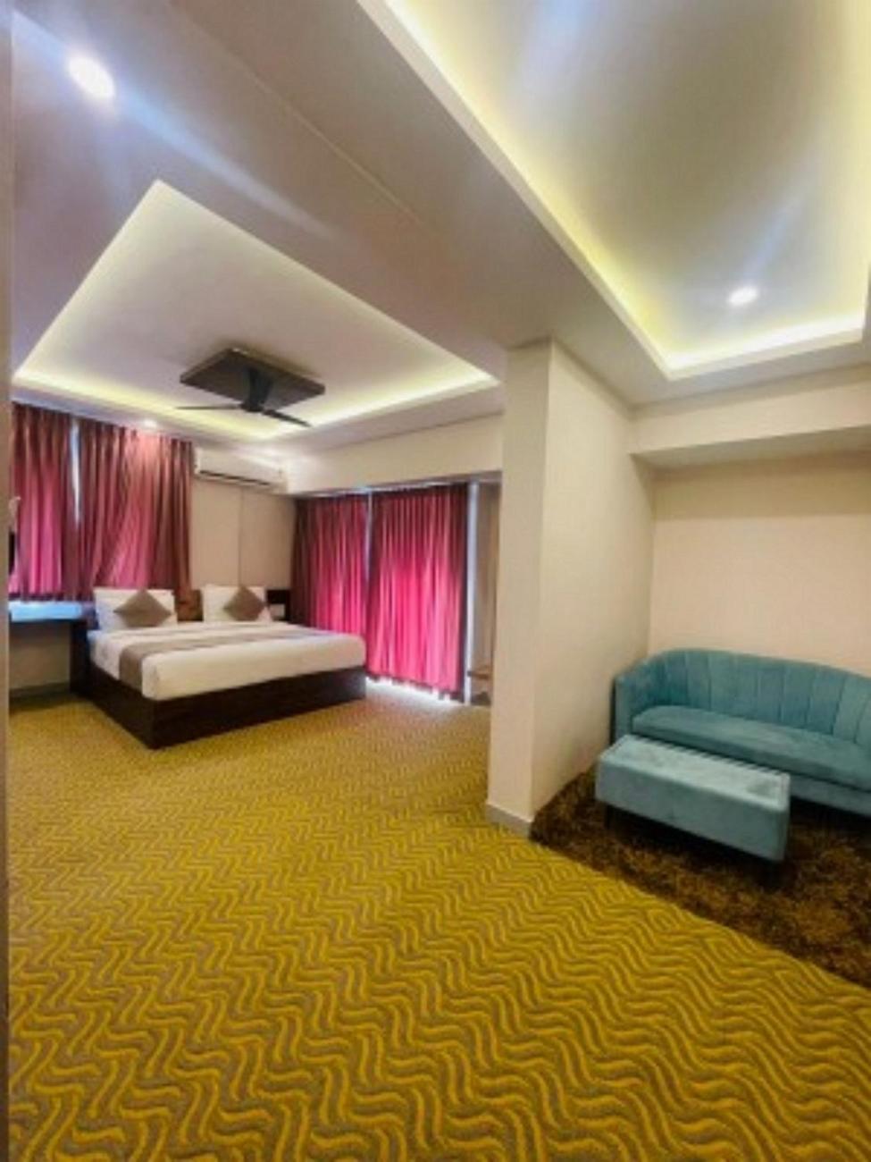 Vovo Hotels Yelahanka Kültér fotó